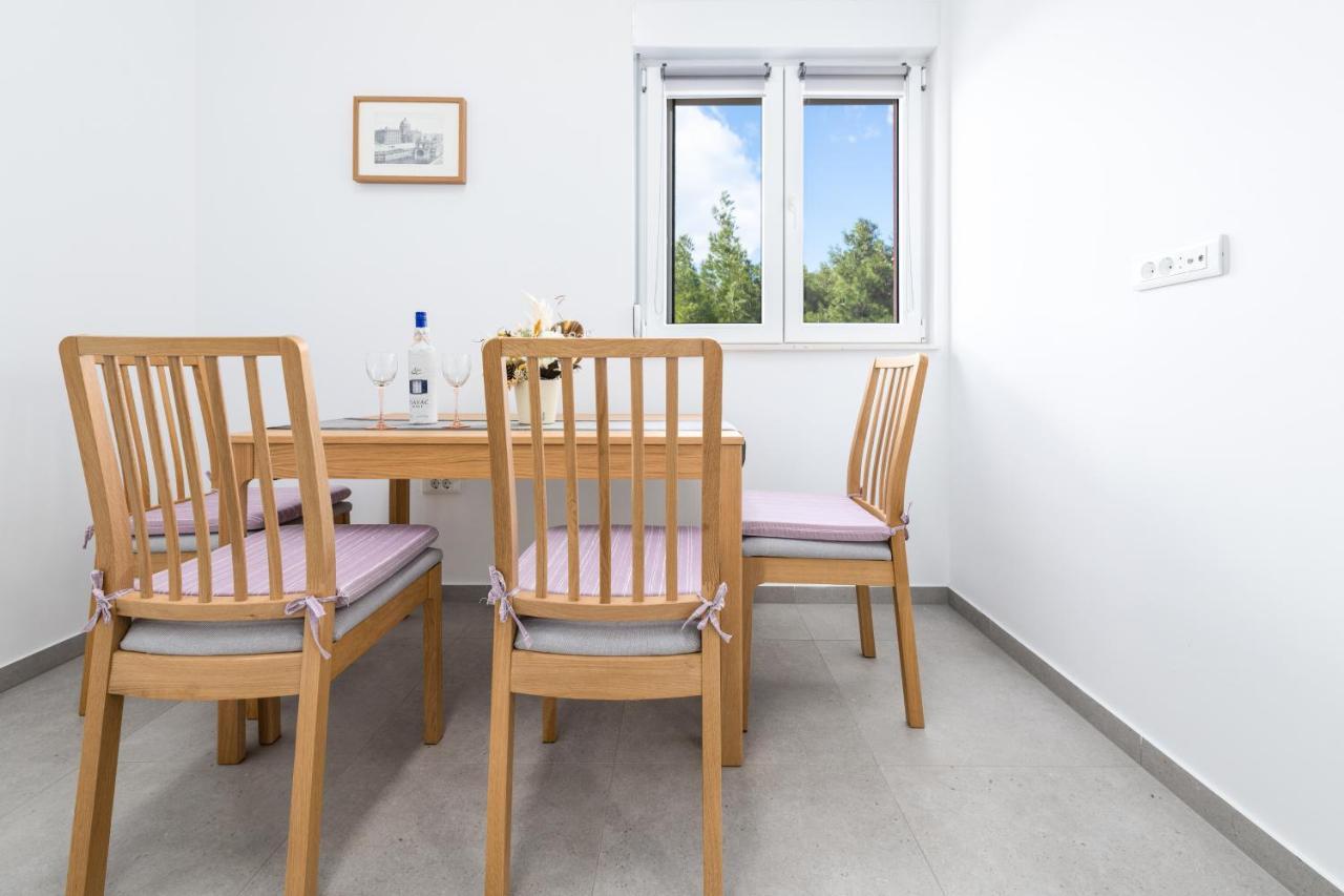 Apartments Matea Duće المظهر الخارجي الصورة